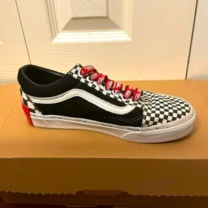 Vans Checker Board Shoe, Barely worn, in excellent condition!